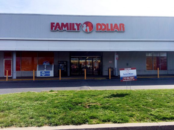 Dollar General Buys Ex Family Dollar Stores Plans Closures